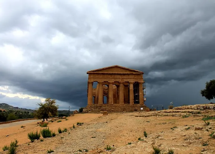 住宿加早餐酒店 Nettuno 圣莱昂